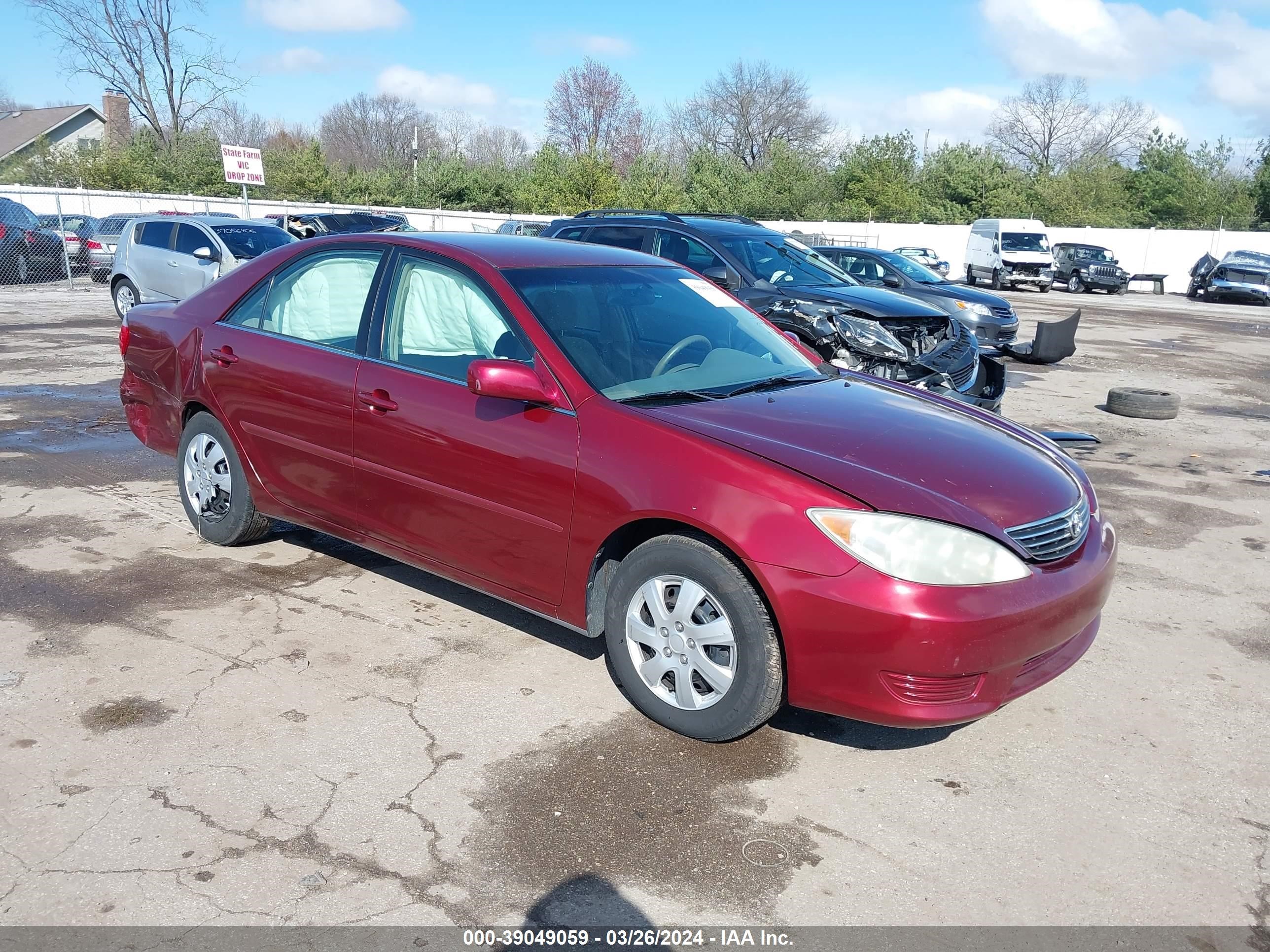 toyota camry 2005 4t1be30k25u420304