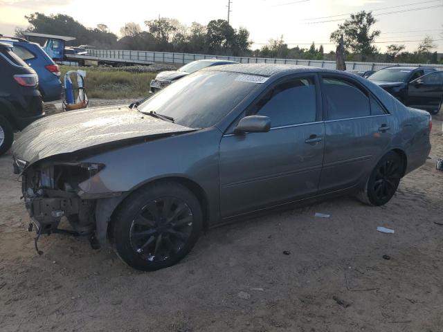 toyota camry le 2005 4t1be30k25u971333