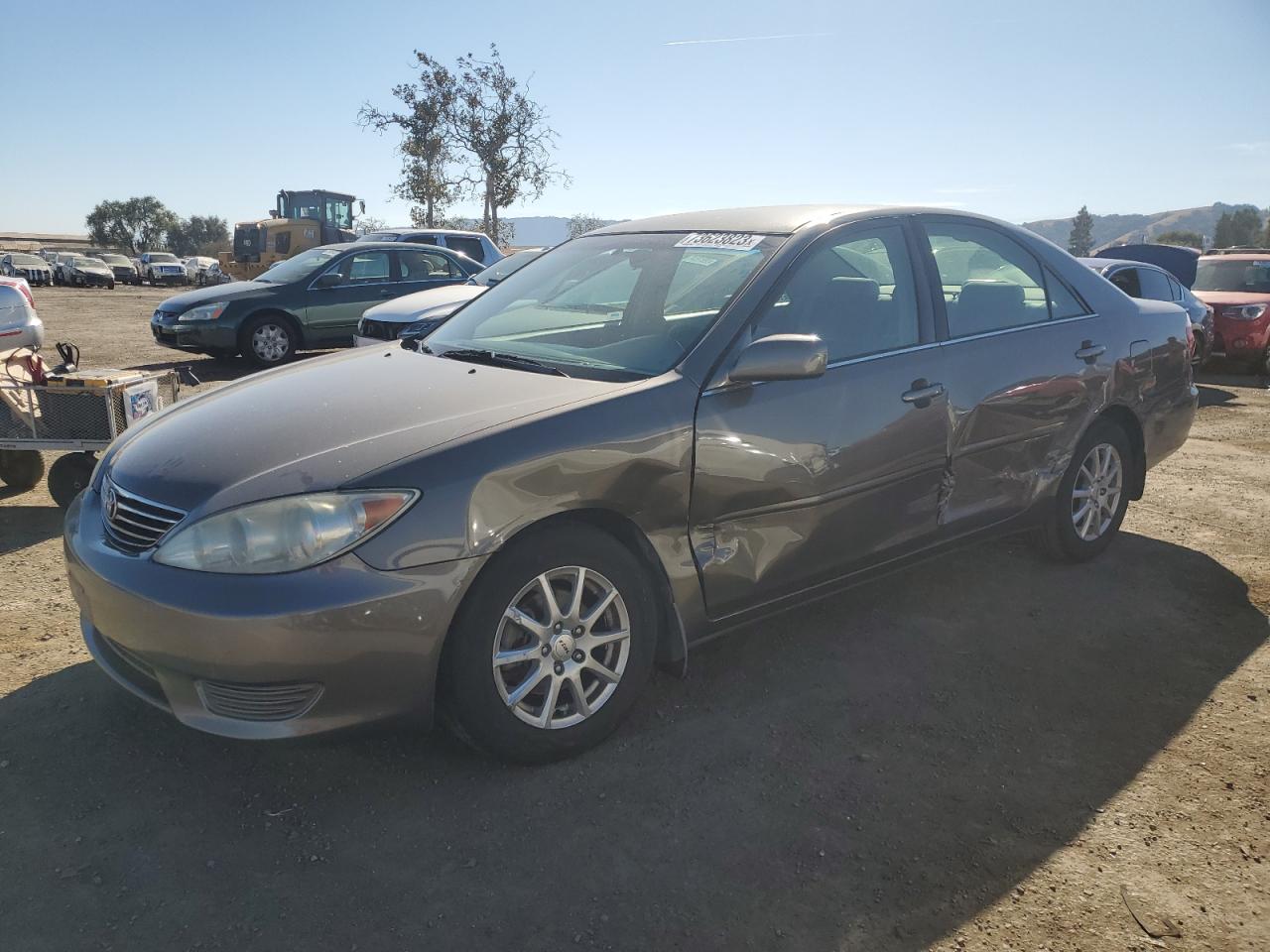 toyota camry 2005 4t1be30k35u531489