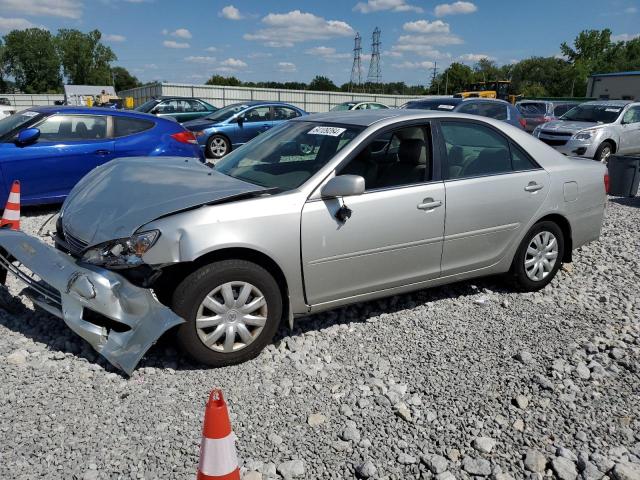 toyota camry le 2005 4t1be30k65u545998