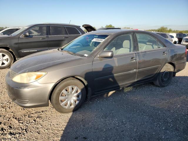 toyota camry le 2004 4t1be30k74u847198