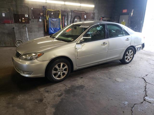 toyota camry le 2005 4t1be30k75u517207