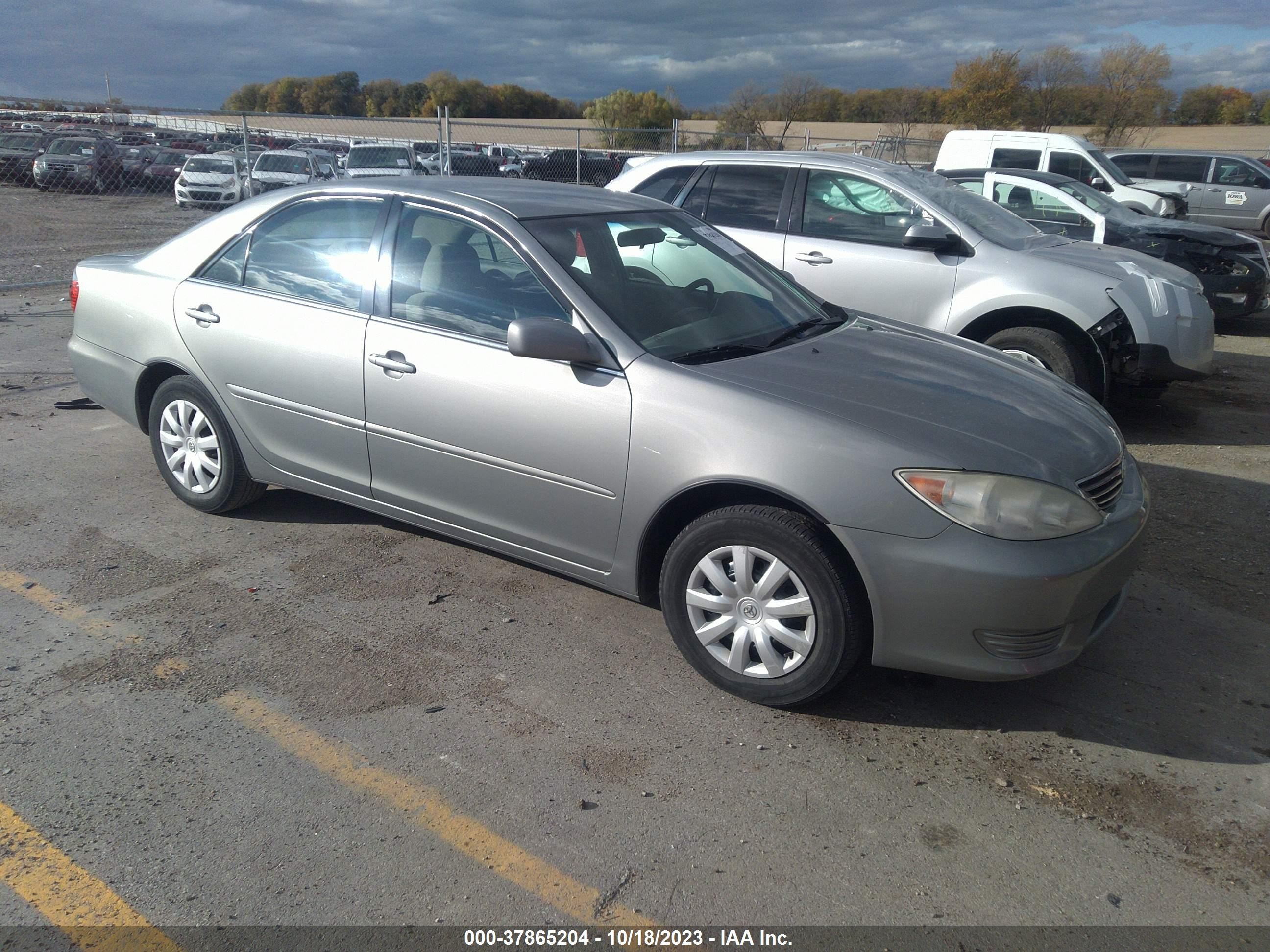 toyota camry 2005 4t1be30k75u988564