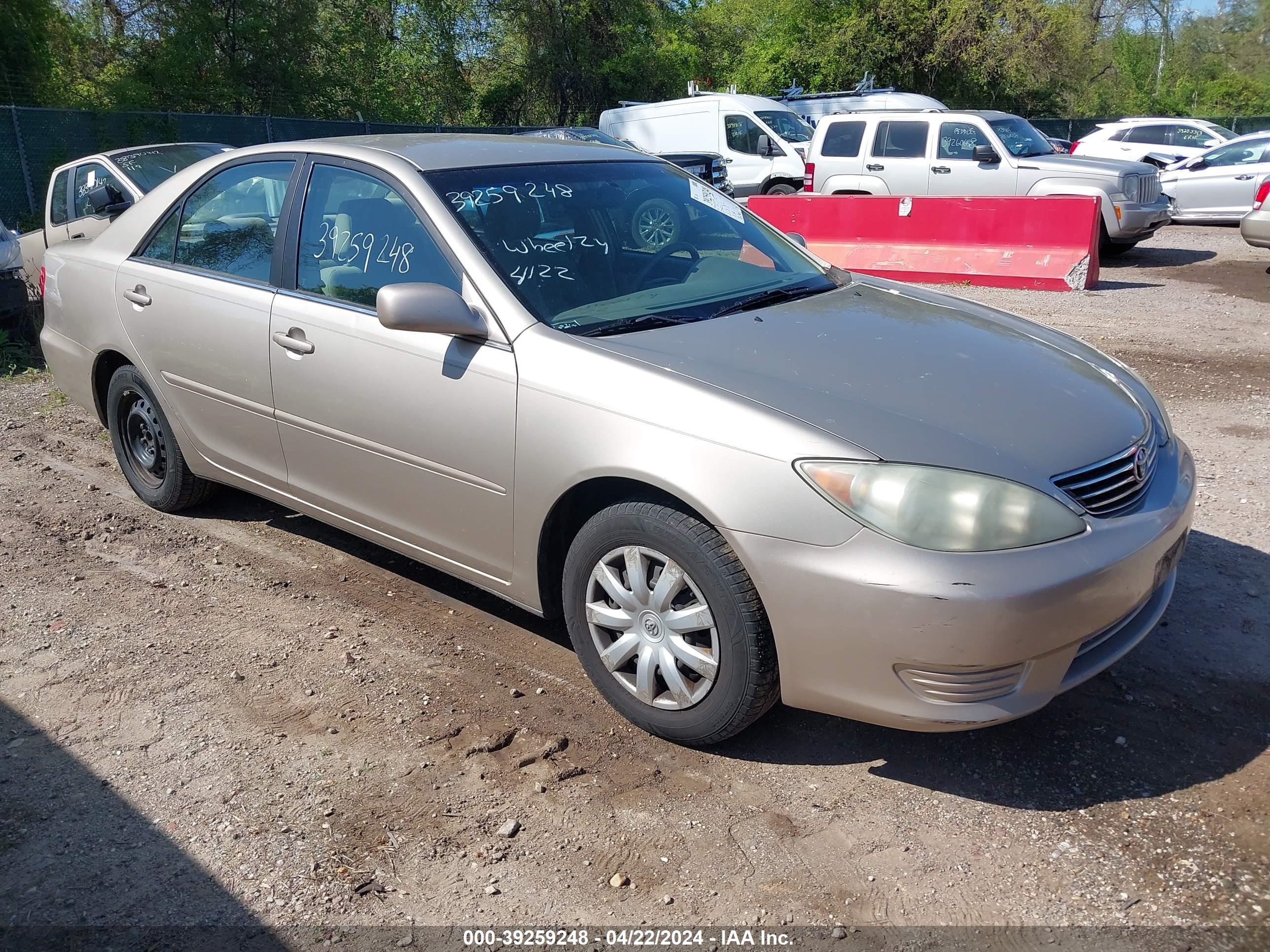 toyota camry le 2005 4t1be30k85u006041