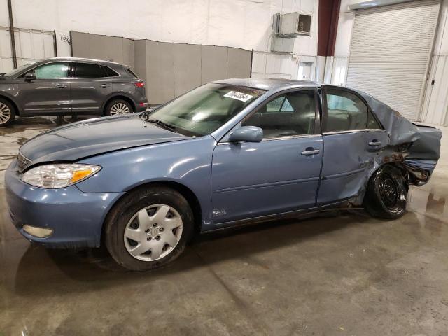 toyota camry le 2004 4t1be32k04u797578