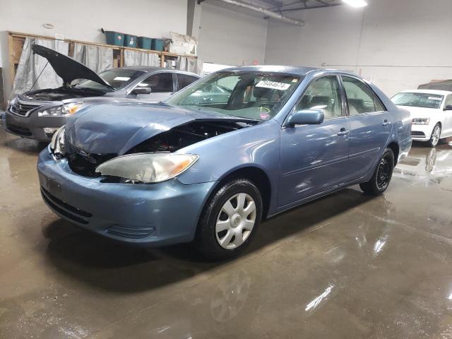 toyota camry le 2004 4t1be32k04u807767