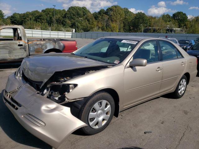 toyota camry le 2004 4t1be32k04u818929