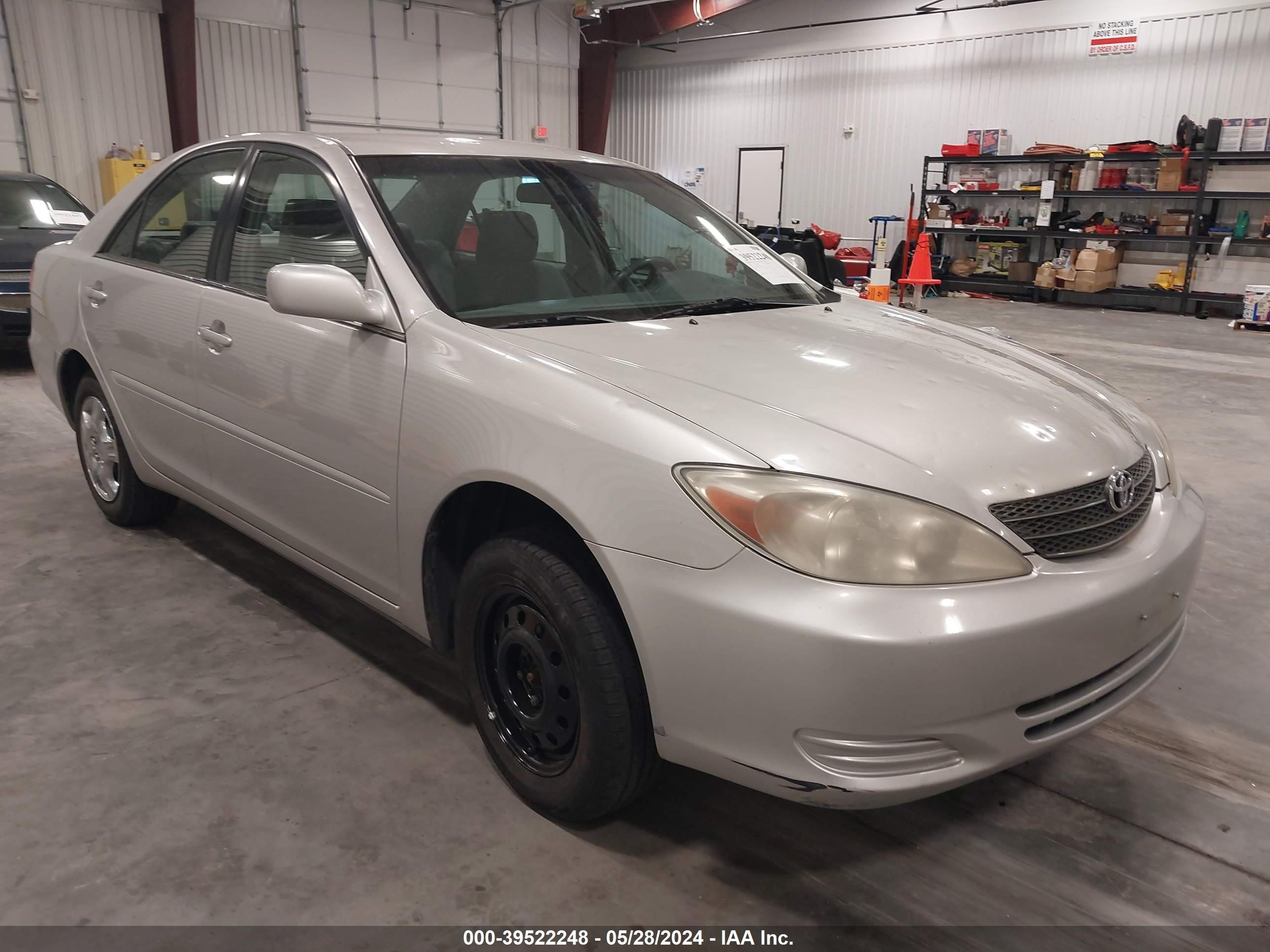 toyota camry 2004 4t1be32k04u924443