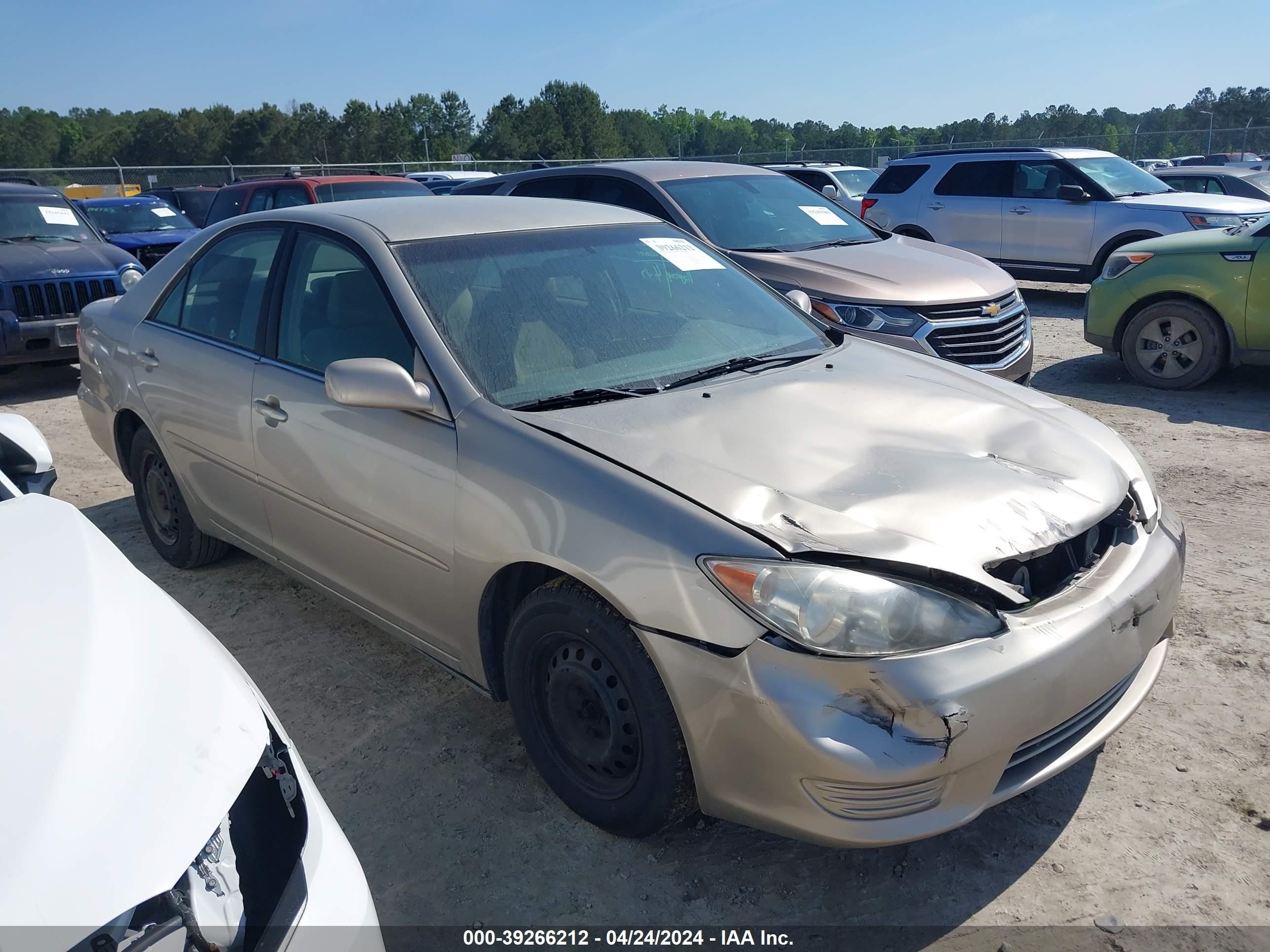 toyota camry 2005 4t1be32k05u029777