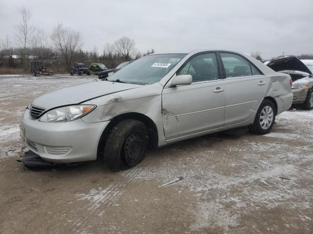 toyota camry le 2005 4t1be32k05u035983