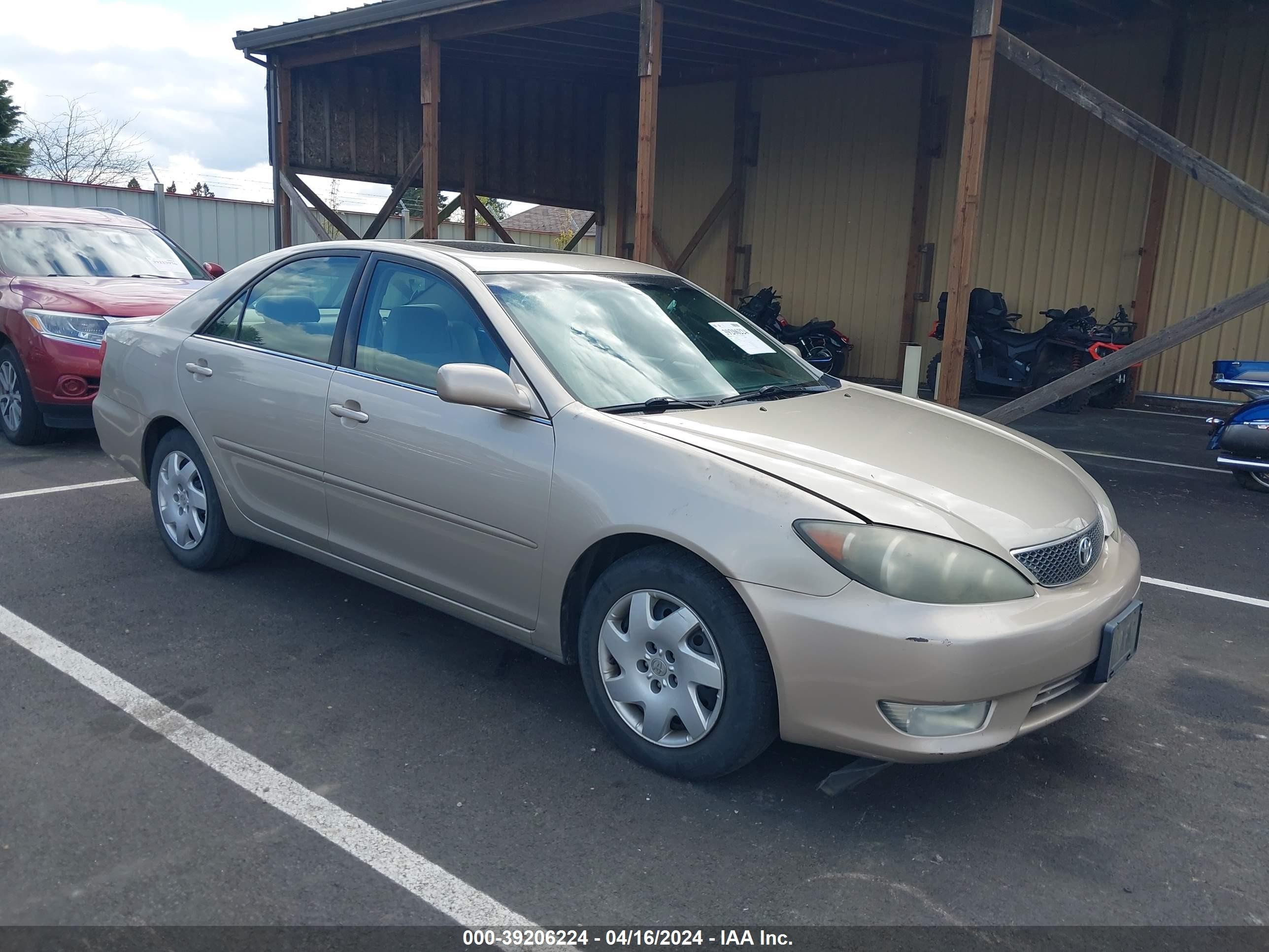 toyota camry 2005 4t1be32k05u077019