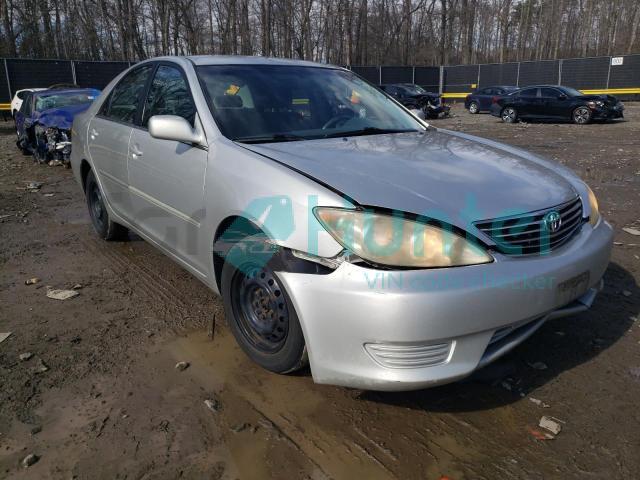 toyota camry le 2005 4t1be32k05u512217