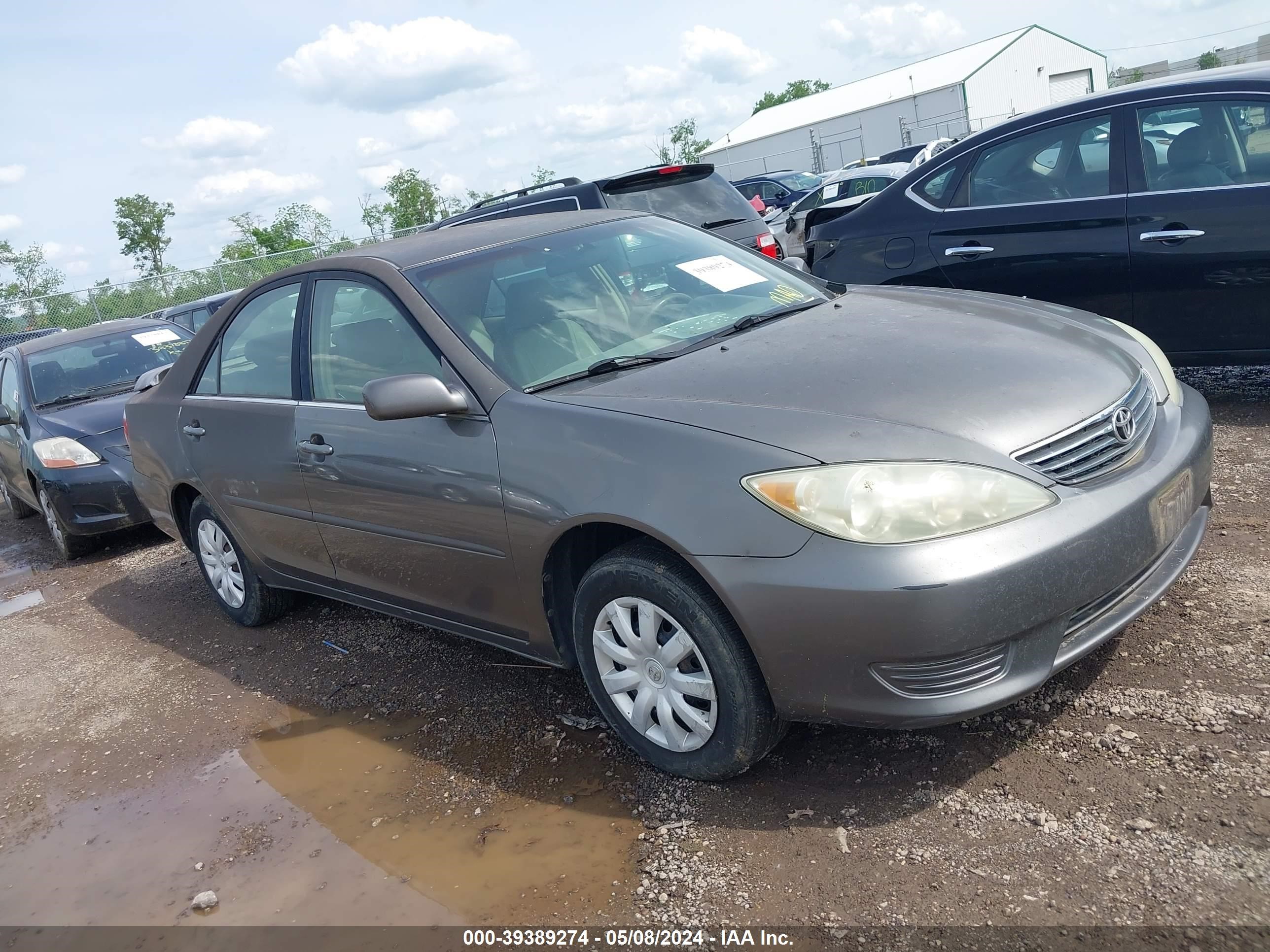 toyota camry 2005 4t1be32k05u540034