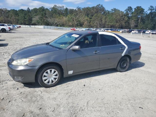 toyota camry le 2005 4t1be32k05u590352