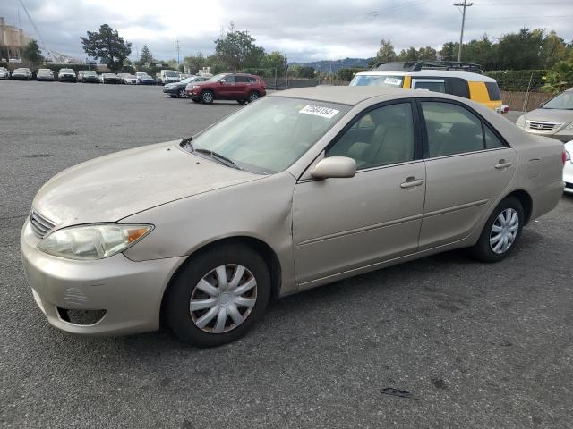 toyota camry le 2005 4t1be32k05u622233