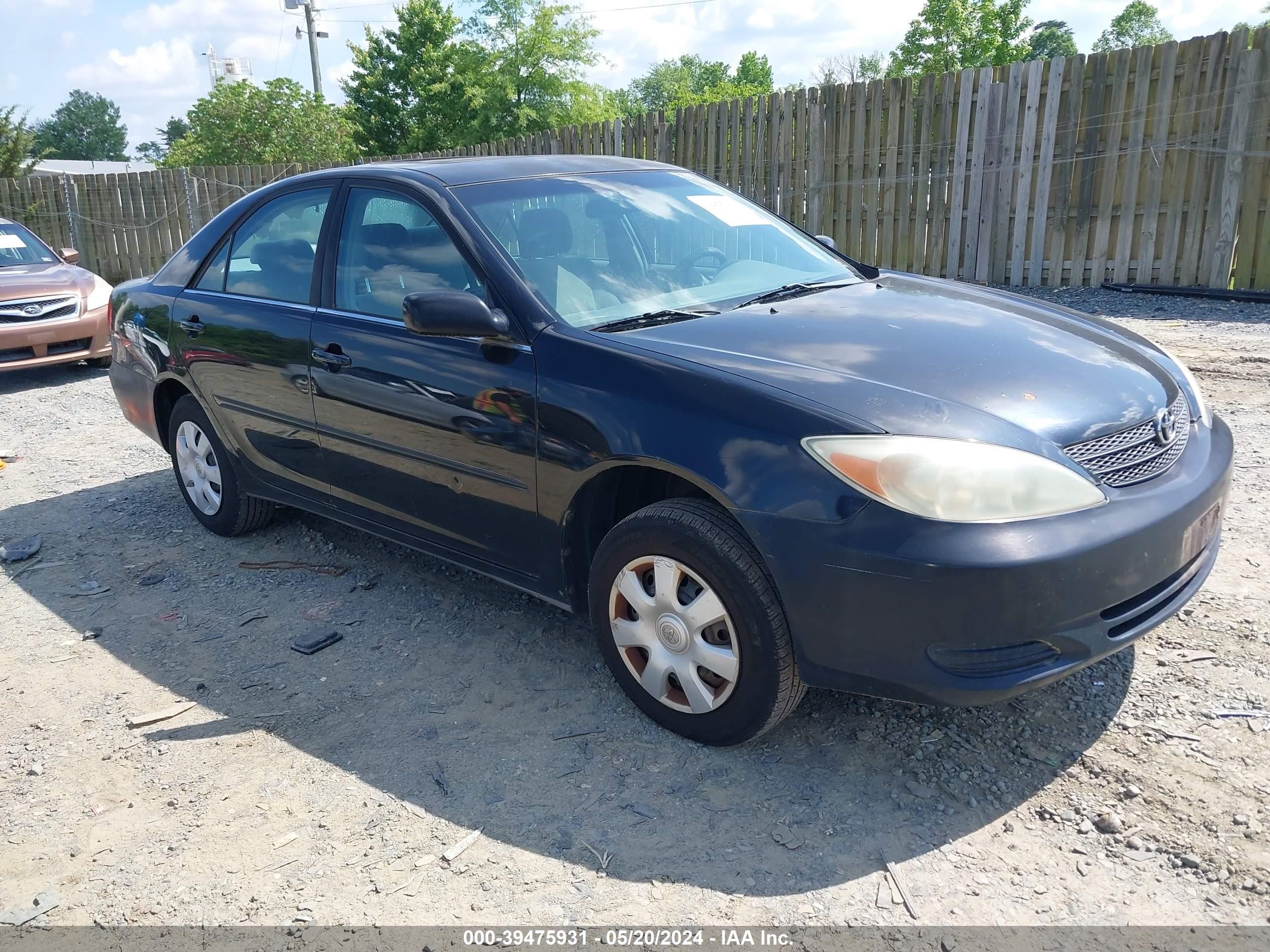 toyota camry 2004 4t1be32k14u363718