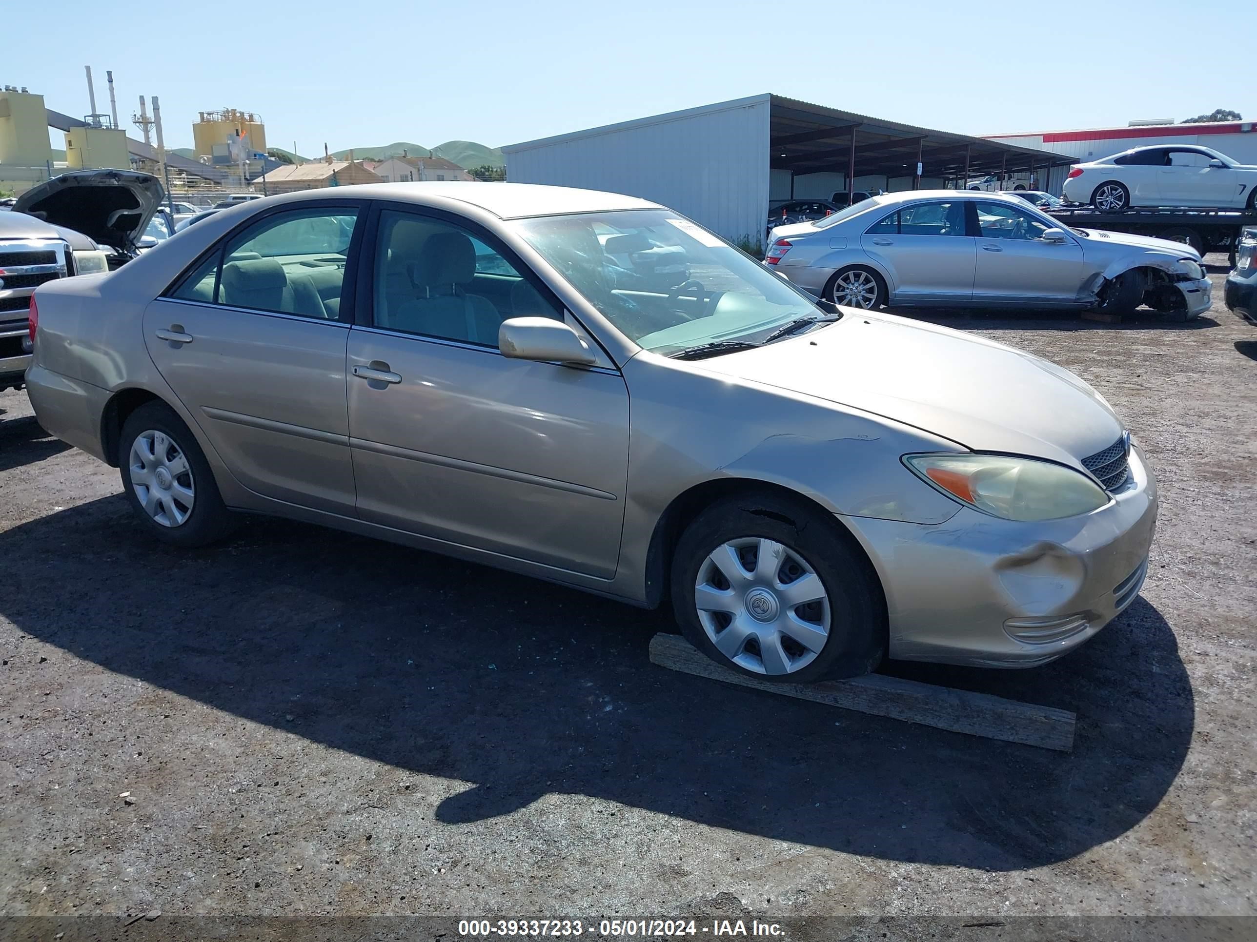 toyota camry 2004 4t1be32k14u827462