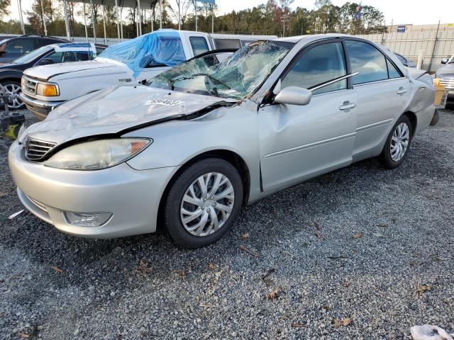 toyota camry le 2005 4t1be32k15u392301