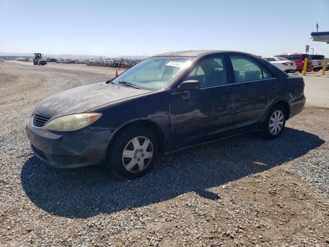 toyota camry le 2005 4t1be32k15u398261