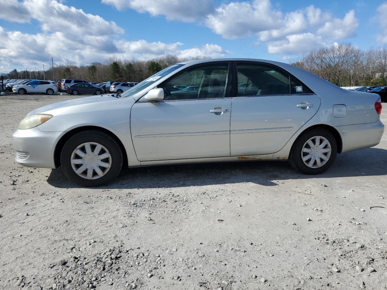 toyota camry 2005 4t1be32k15u506796