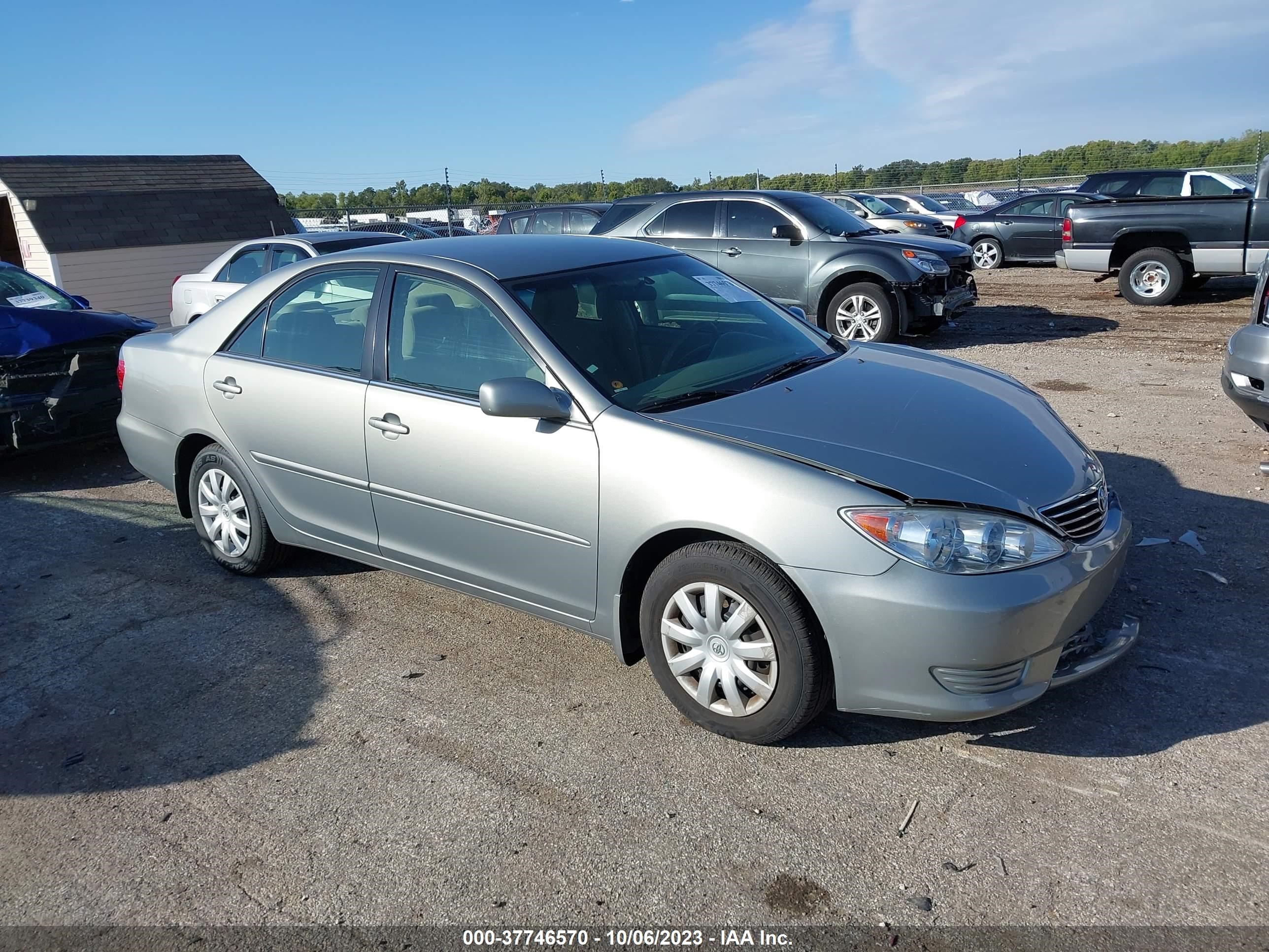 toyota camry 2005 4t1be32k15u566142