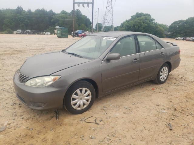 toyota camry le 2005 4t1be32k15u943892