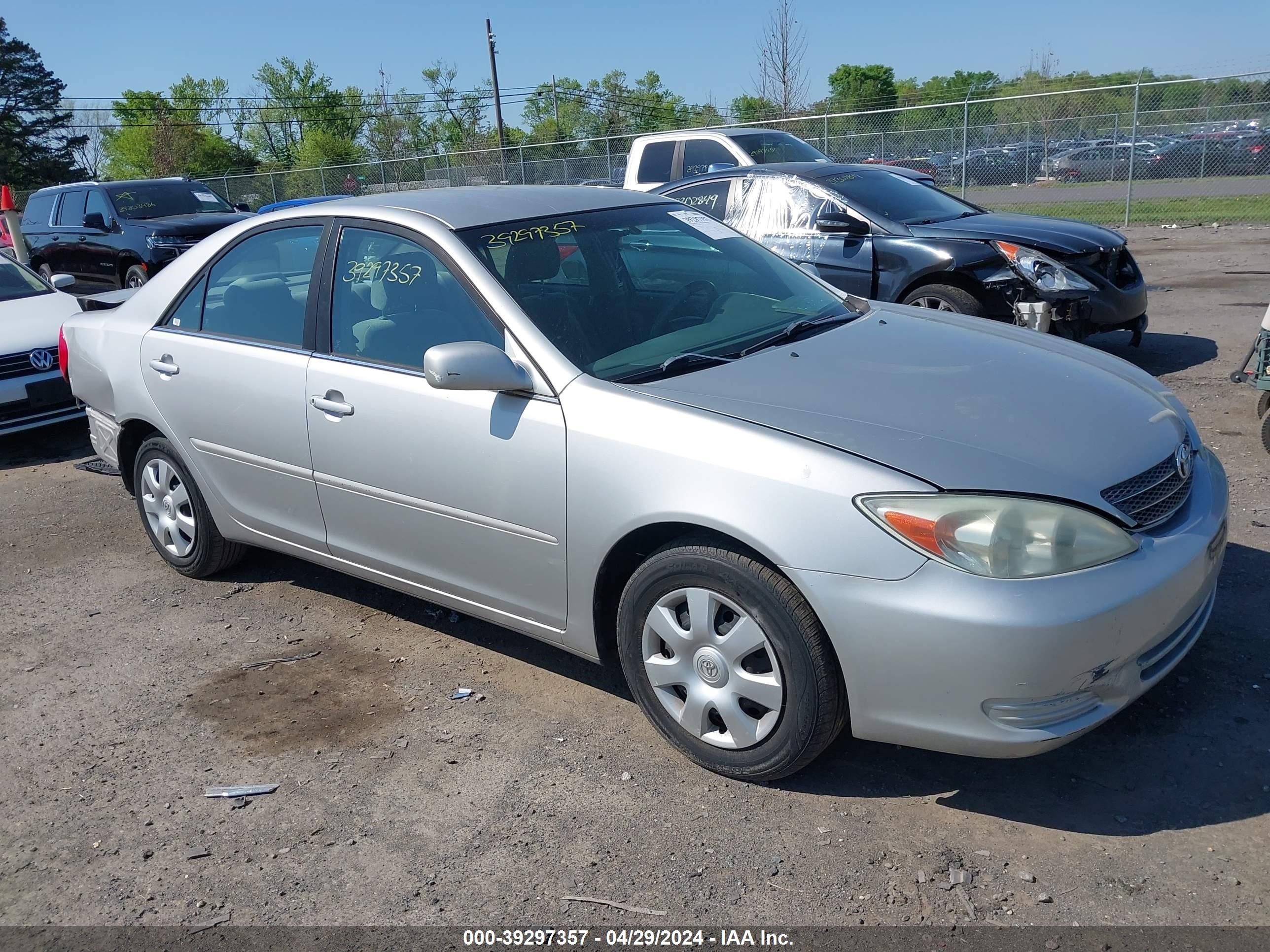 toyota camry 2004 4t1be32k24u313782