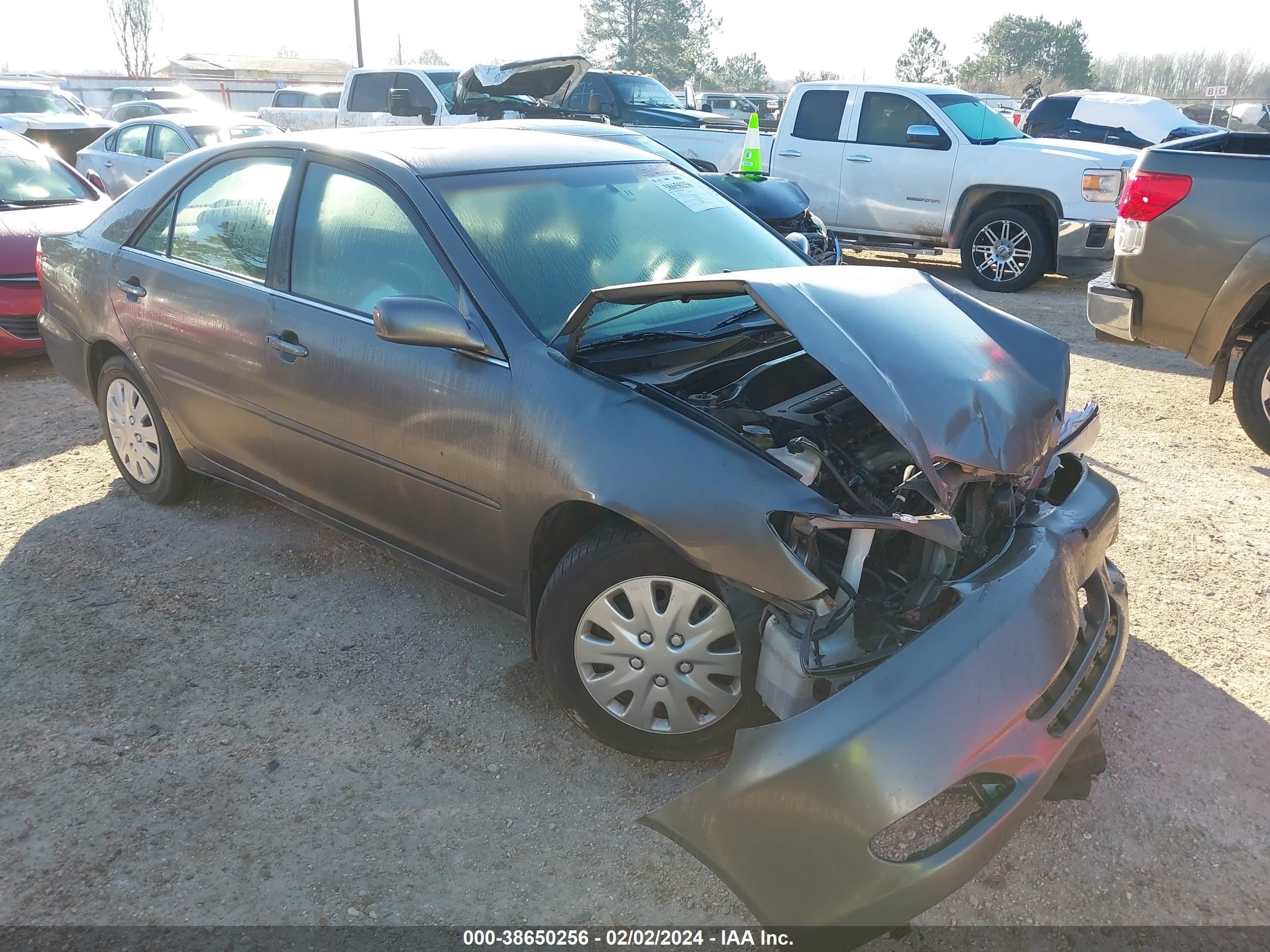 toyota camry 2004 4t1be32k24u858526