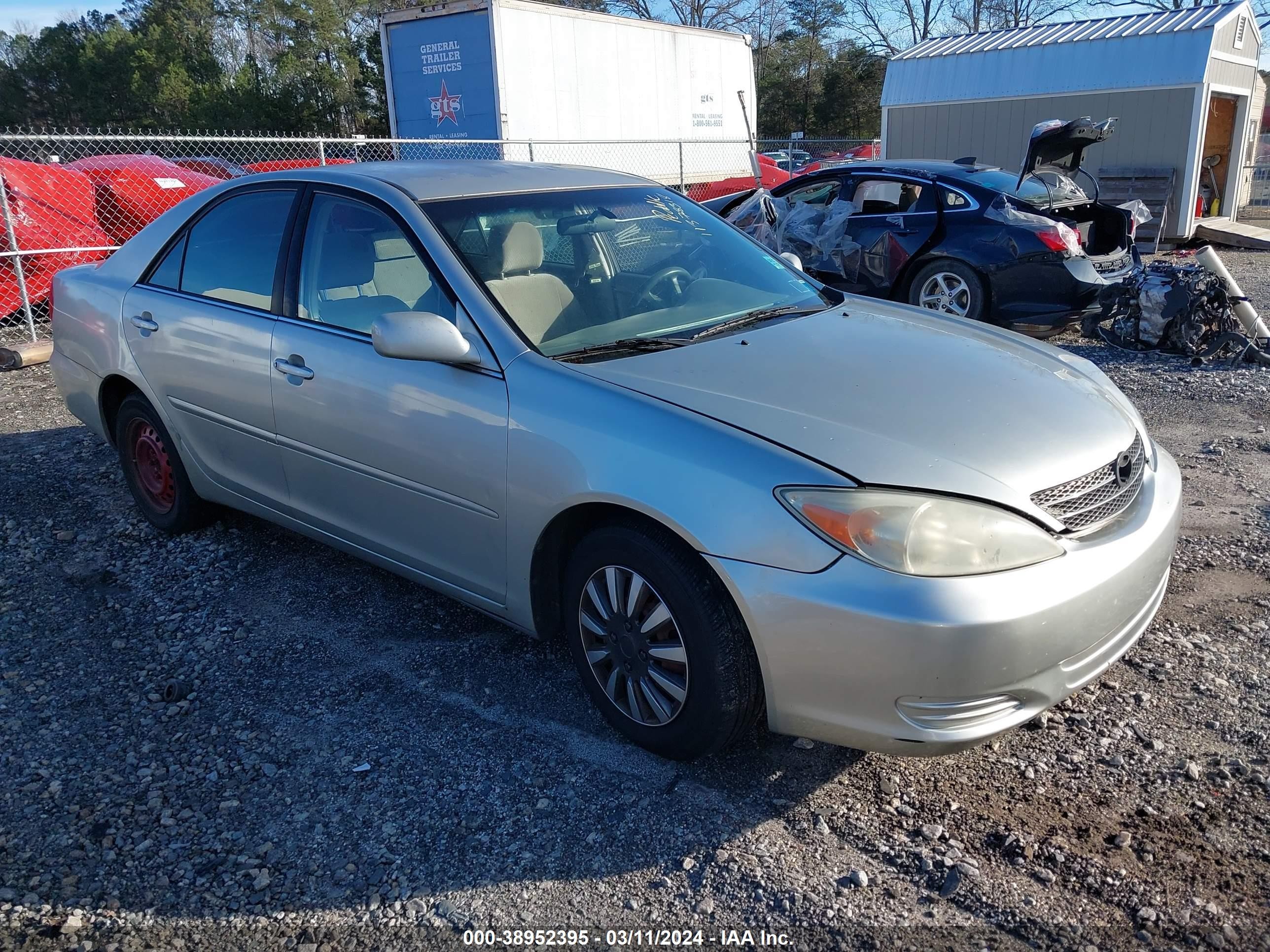 toyota camry 2004 4t1be32k24u900290