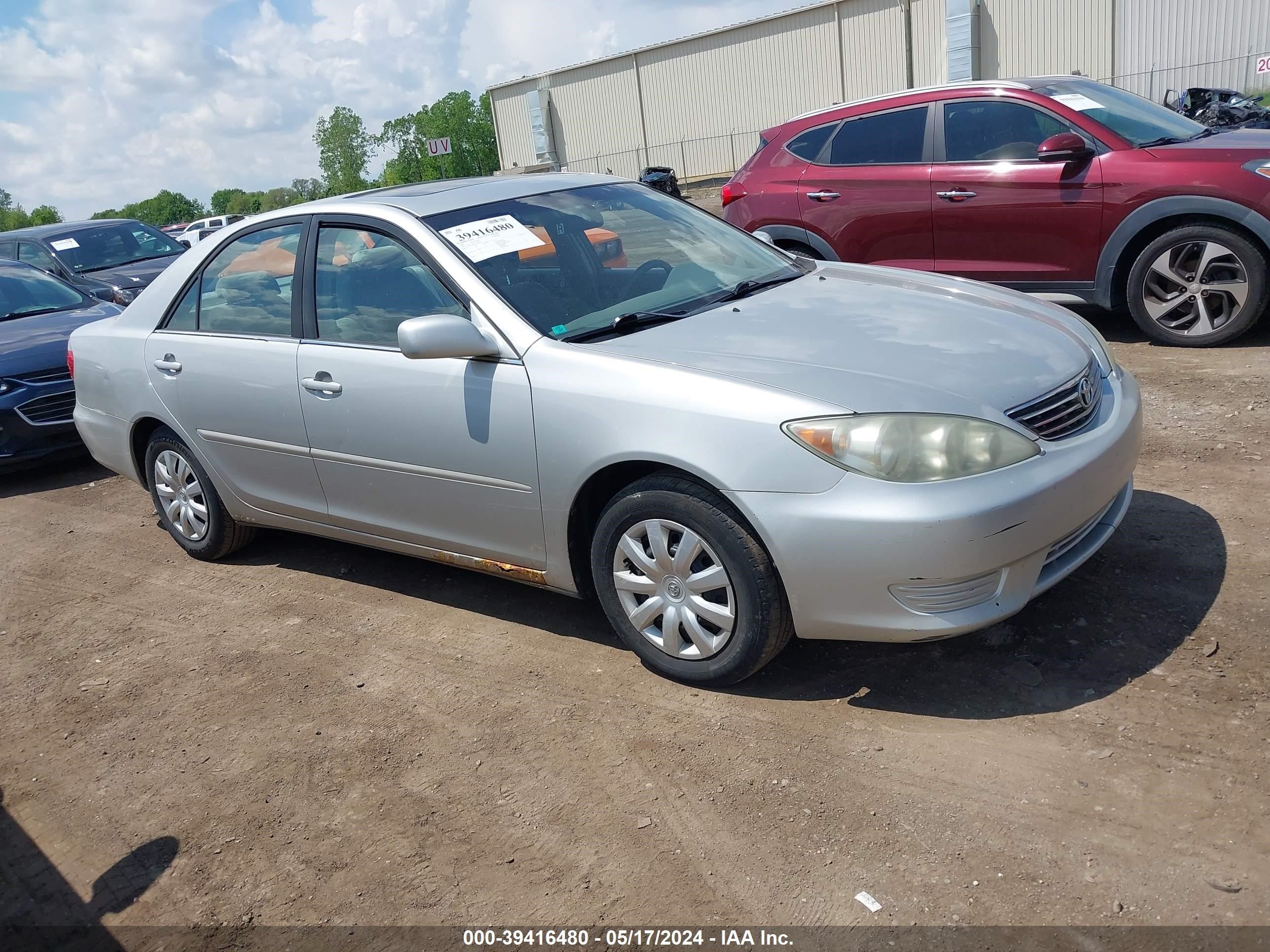 toyota camry 2005 4t1be32k25u018344