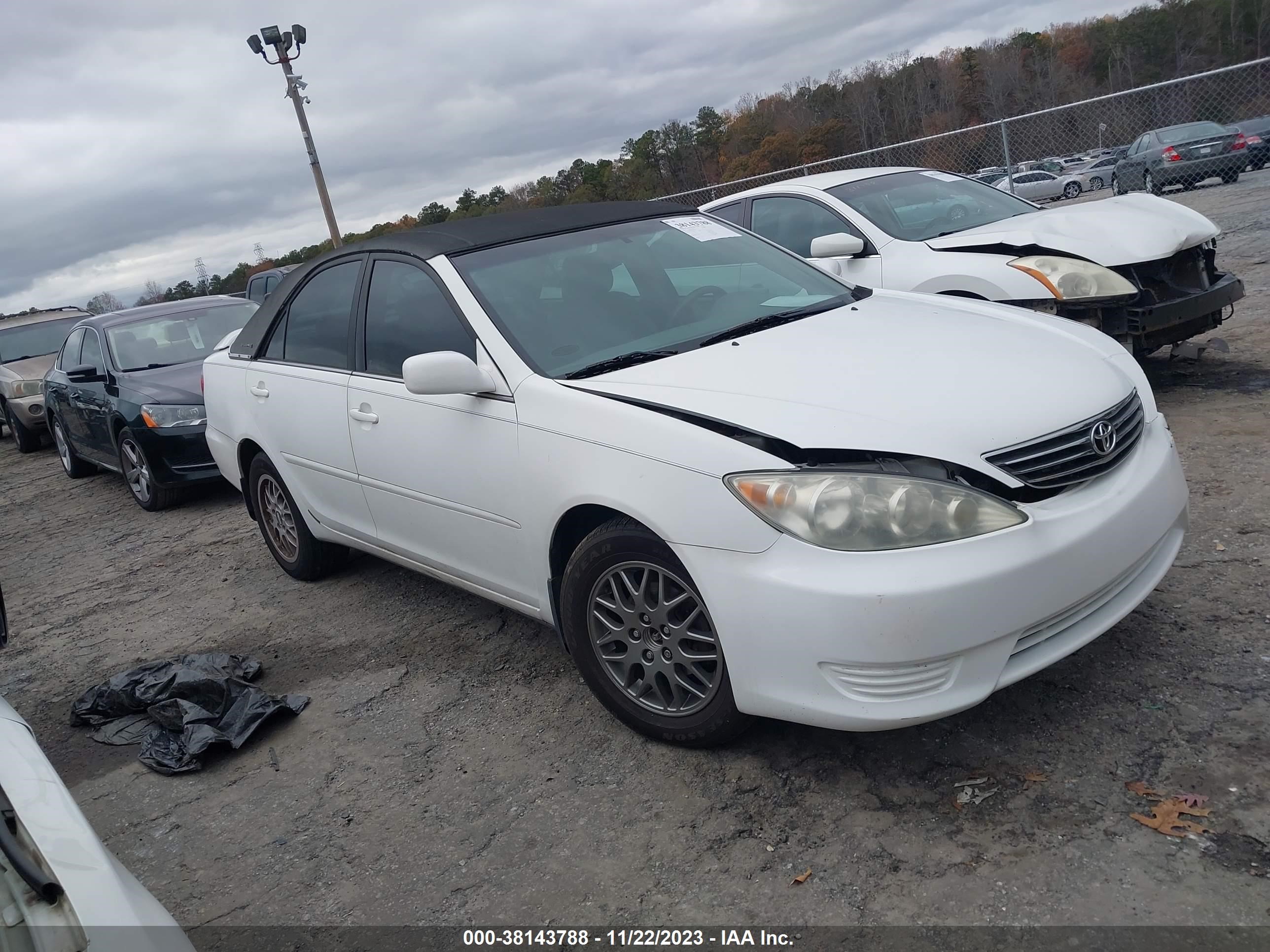 toyota camry 2005 4t1be32k25u422258