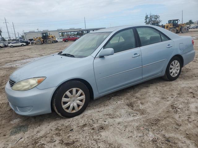 toyota camry le 2005 4t1be32k25u503664