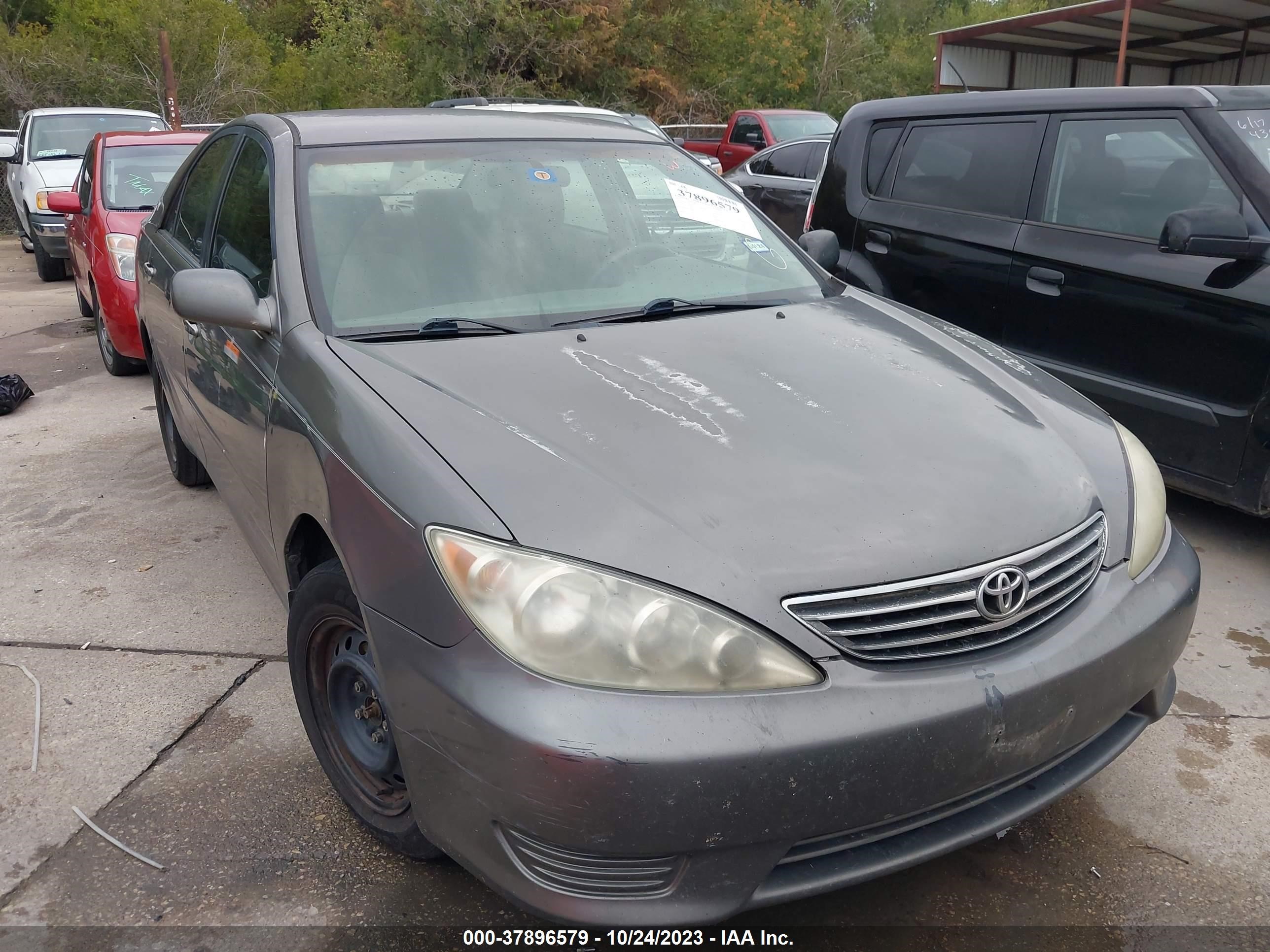 toyota camry 2005 4t1be32k25u612111