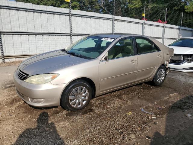 toyota camry le 2005 4t1be32k25u949071