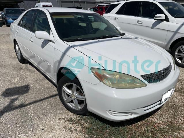 toyota camry le 2004 4t1be32k34u274510