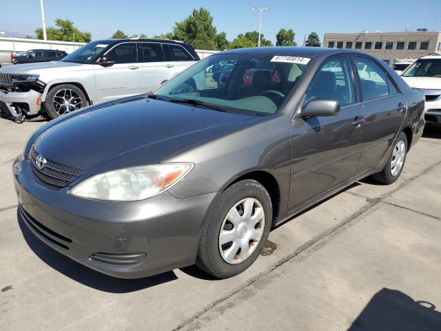 toyota camry le 2004 4t1be32k34u884567