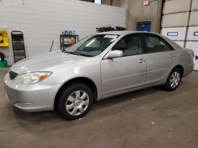 toyota camry le 2004 4t1be32k34u897349