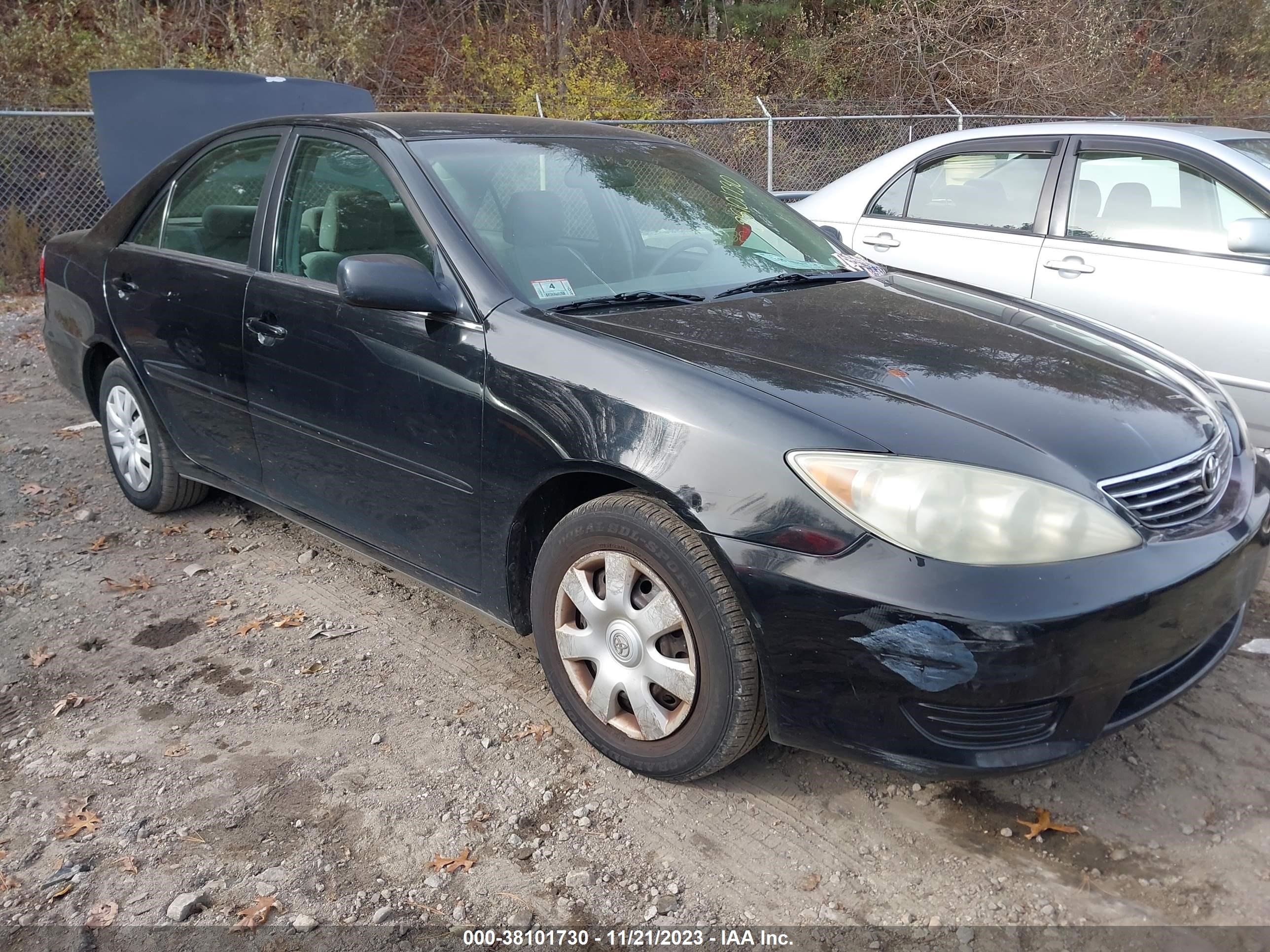 toyota camry 2005 4t1be32k35u425654