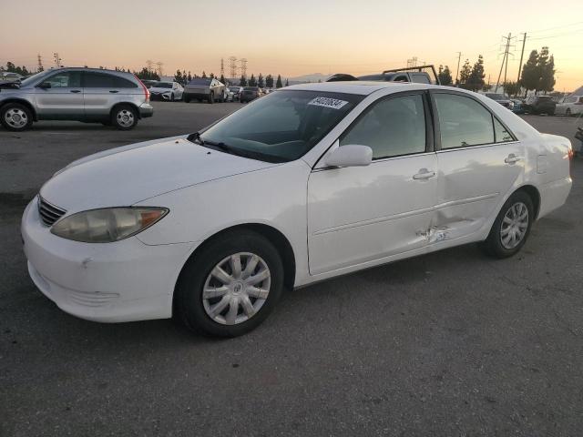 toyota camry le 2005 4t1be32k35u432510