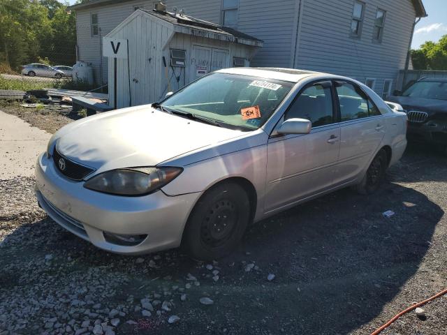 toyota camry 2005 4t1be32k35u526645