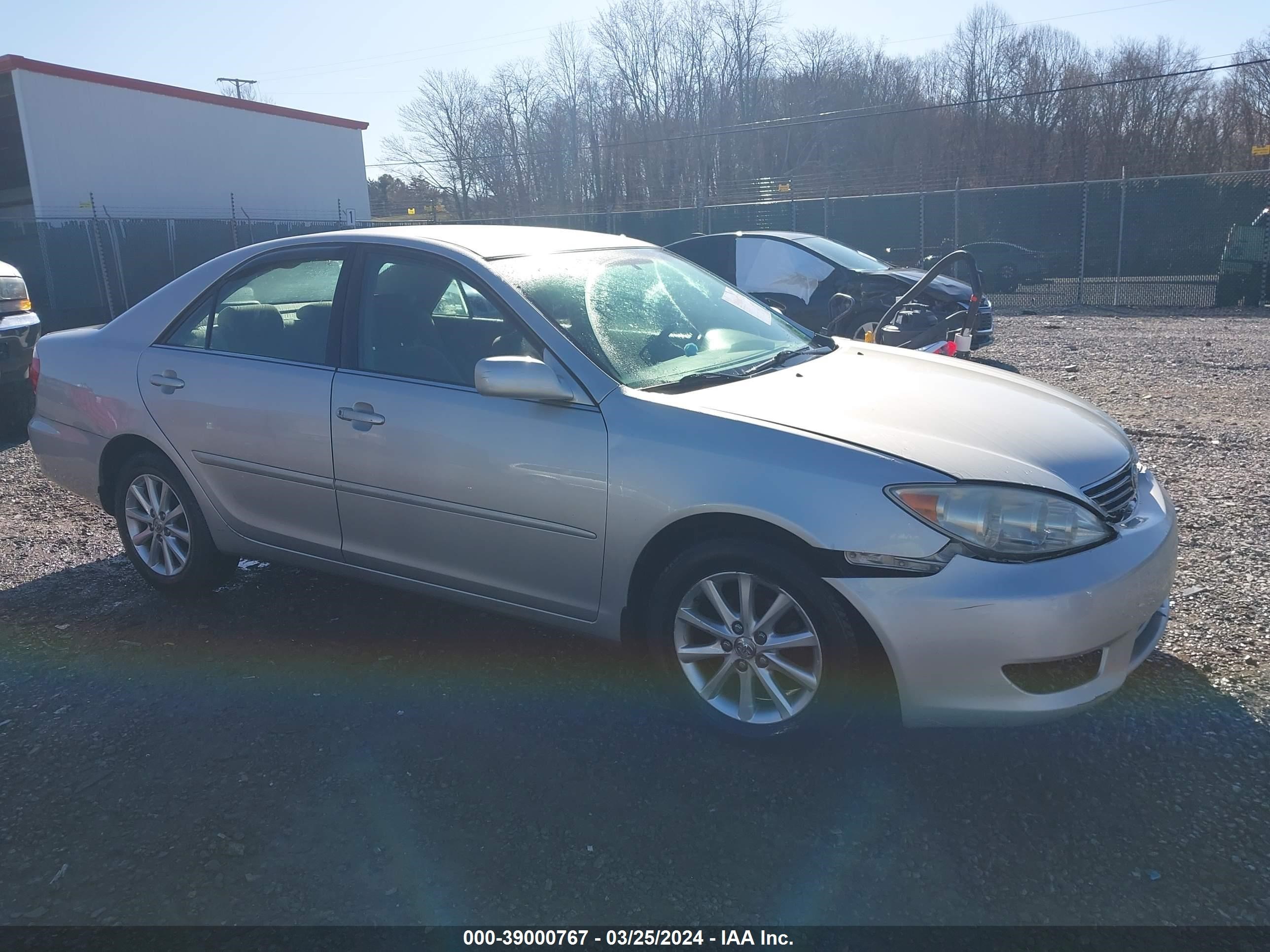 toyota camry 2005 4t1be32k35u546488