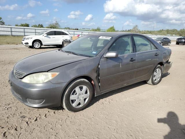 toyota camry le 2005 4t1be32k35u580768