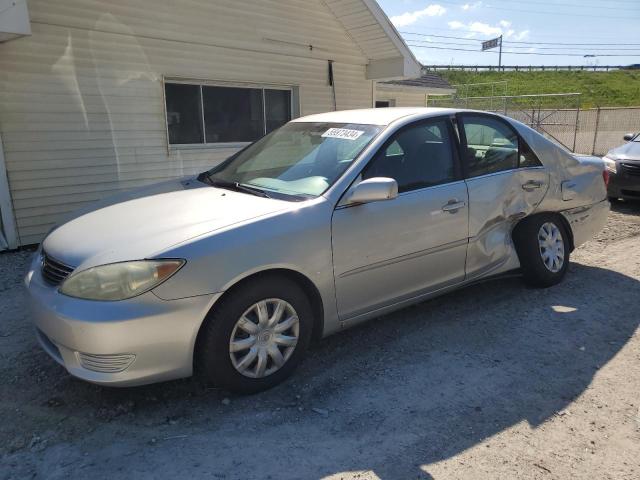 toyota camry 2005 4t1be32k35u618998