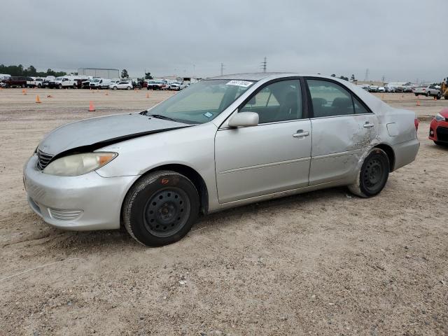 toyota camry le 2005 4t1be32k35u980037