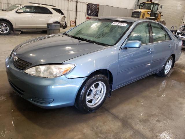 toyota camry le 2002 4t1be32k42u541411