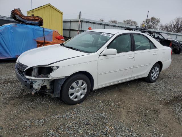 toyota camry le 2004 4t1be32k44u360411