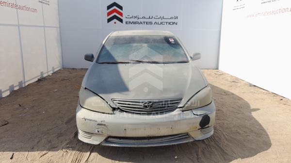 toyota camry 2004 4t1be32k44u919682