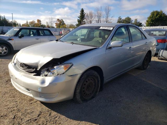 toyota camry le 2005 4t1be32k45u534382