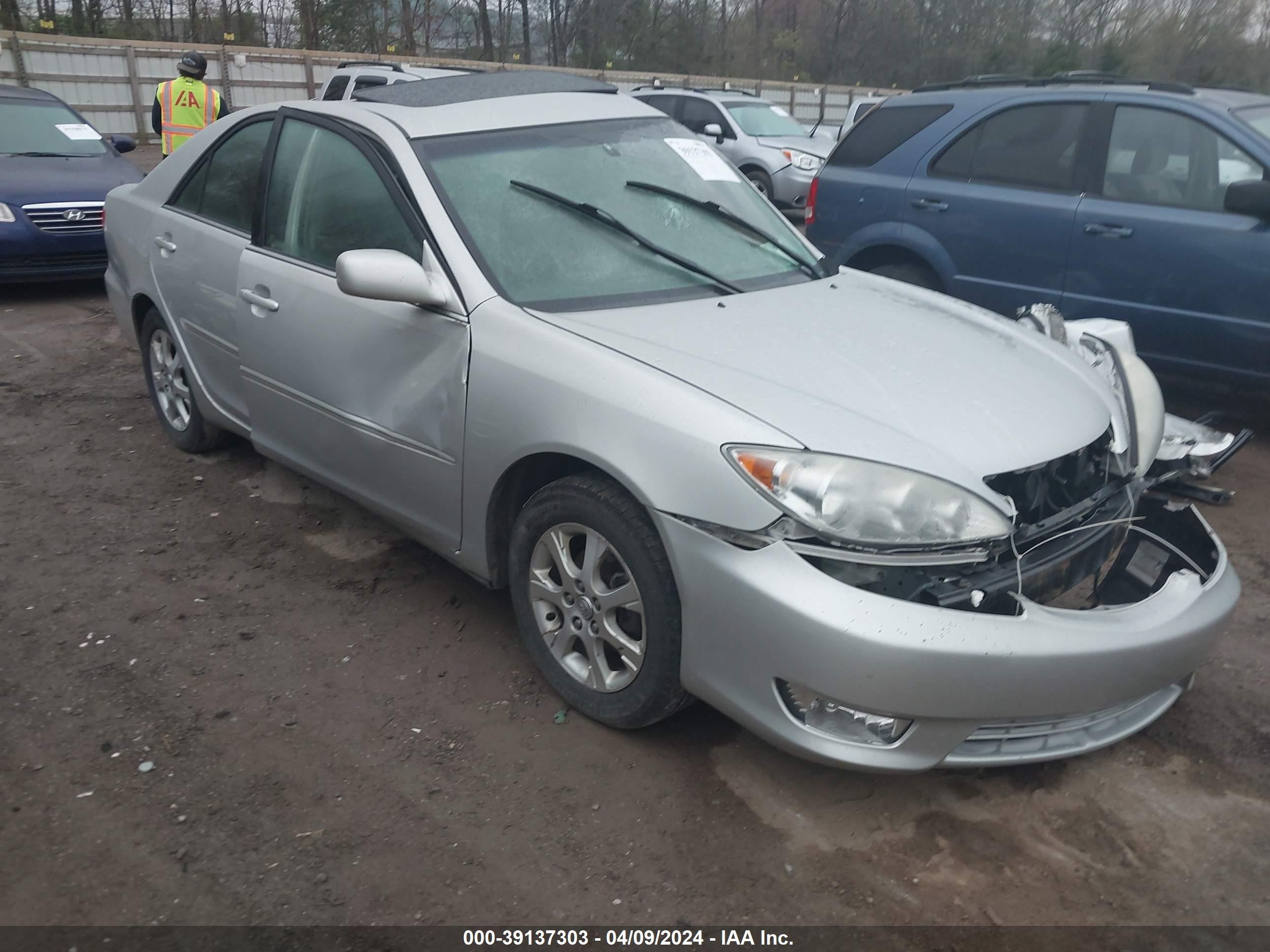 toyota camry 2005 4t1be32k45u556852