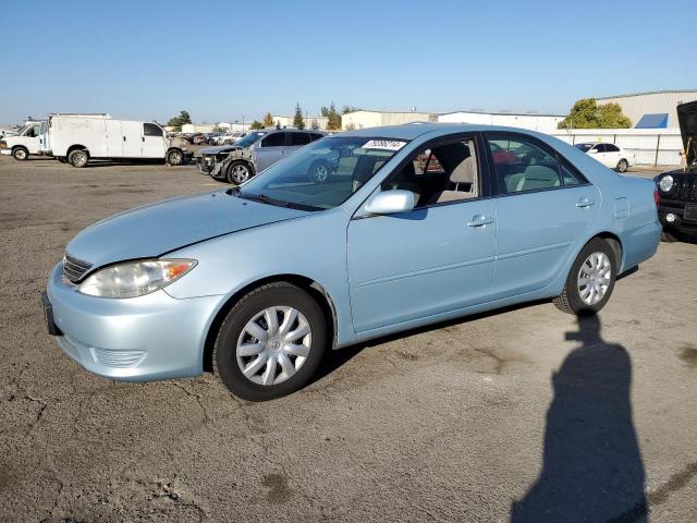 toyota camry le 2005 4t1be32k45u592119